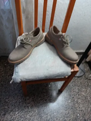 Zapatos Kalasity Talla 44 Beige/Gris Nuevos