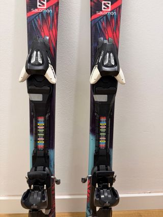 Esquís Salomon 110 cm con bastones