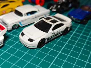 Lote 15 Hot Wheels Jugados