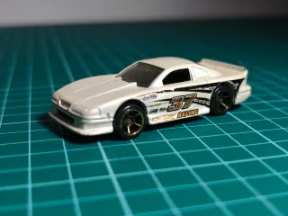 Lote 15 Hot Wheels Jugados