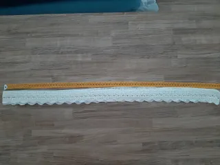 Due borbordi fatti a mano all'uncinetto. Nuovi