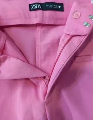 Pantalón Zara