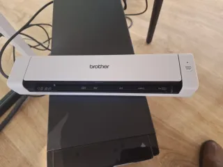 Scanner Brother Bianco
