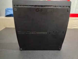 Consola PS3 Negra + 2 Mandos y 4 Juegos