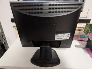 Monitor Samsung SyncMaster 710v (Non Funzionante)
