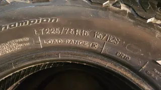 Neumáticos 225 75 16 BF Goodrich