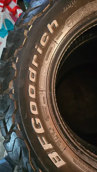 Neumáticos 225 75 16 BF Goodrich