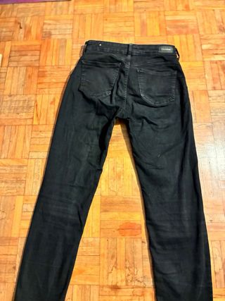 Pantalón pitillo negro Pull&Bear Talla M/38
