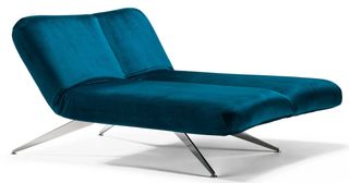 Divano letto in tessuto microfibra blu.