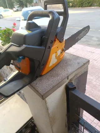 Motosierra McCulloch MC335