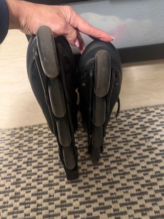 Patines en línea negros poco uso talla 39