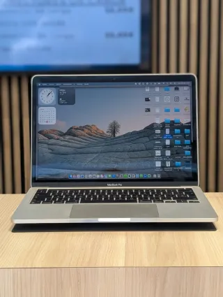MacBook Pro M1 13 Plata