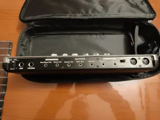 Cyclone TT303 mk2 Sintetizador Bass Bot