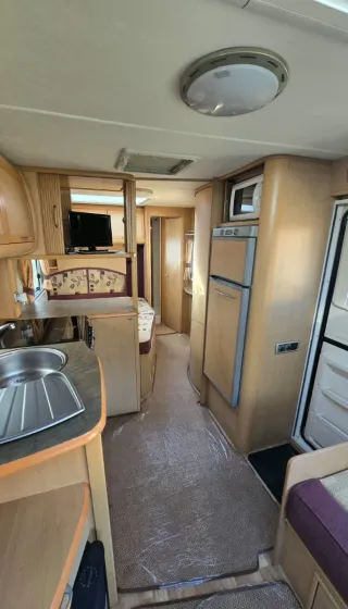 Caravana Abbey Spectrum Cama Fija