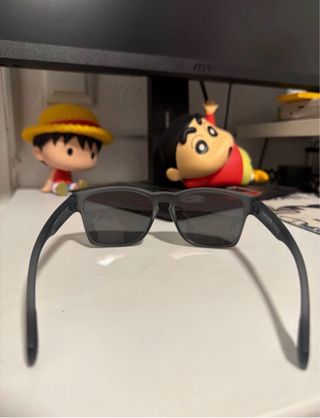 Gafas de sol Hawkers negras y rojas