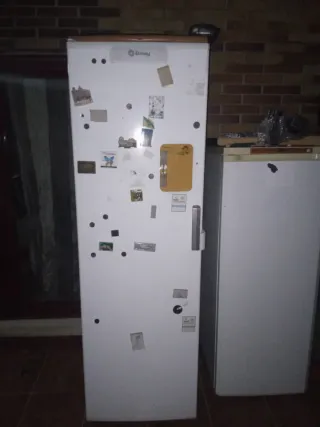 Congelador Fairline blanco 1 puerta