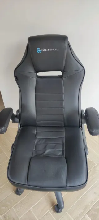 Silla de escritorio Newskill Negra