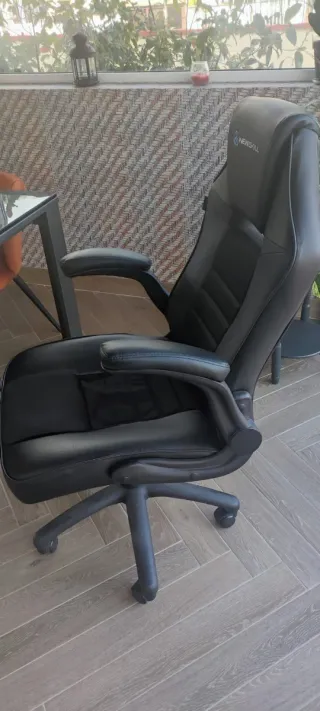 Silla de escritorio Newskill Negra