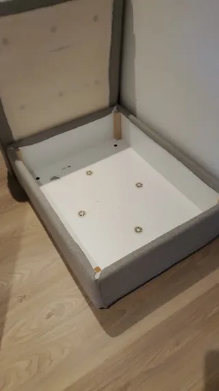 Reposapiés KIVIK IKEA gris con almacenaje
