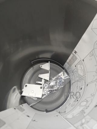 Cubo de basura para puerta de armario - Emuca