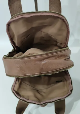 Mochila Mujer Marrón NUEVA más en el armario