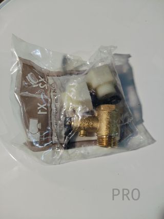 Calentador de Agua Eléctrico - Ariston