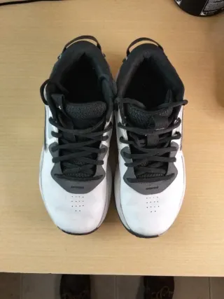 Zapatillas deportivas Under Armour talla 38