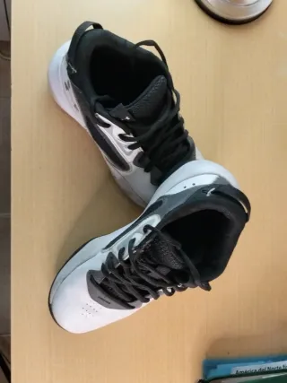 Zapatillas deportivas Under Armour talla 38