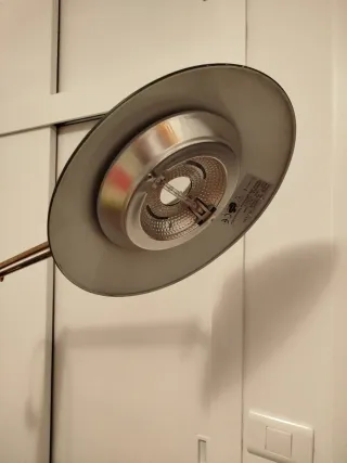 Lámpara de pie vintage regulable