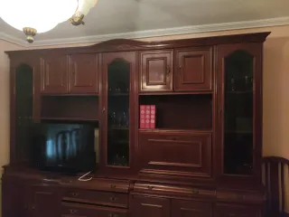 Mueble de comedor vintage madera y cristal