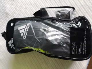 Guantes de Boxeo Adidas Negros