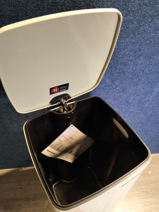 SONGMICS Cubo de Basura de 30 L Acero Inoxidable Beige Arena