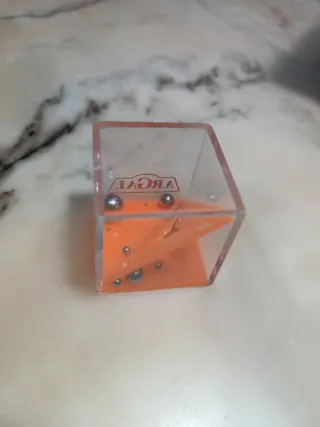 Sujetapapeles de madera con imán payaso