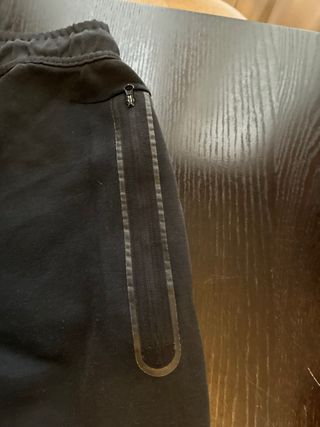 Pantalón Nike Tech Fleece Niño Negro (talla L)