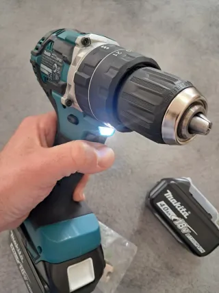 Trapano Avvitatore Makita 18V DHP484RMJ