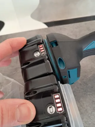 Trapano Avvitatore Makita 18V DHP484RMJ