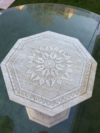 Tavolo da giardino in vetro e pietra naturale