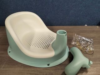 Lindo Asiento de Baño para Bebé Verde