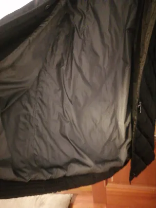 Cazadora larga acolchada negra mujer