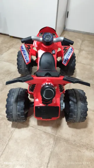 Quad eléctrico infantil 2-4 años