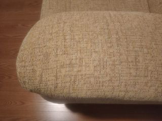 Sofá de 2 plazas tapizado