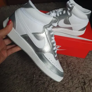 Scarpe Nike alte bianche e argento