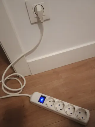 Regletas de 4 y 5 enchufes con interruptor