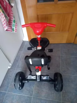 Cuanto me dan?Triciclo correpasillos Smoby
