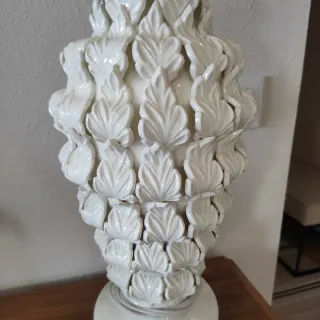 Lámpara Manises cerámica blanca ( Sin pantalla).