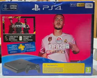 PS4 1TB Negra. Más 3 mandos