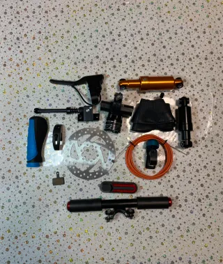 Lote completo accesorios y recambios patinete