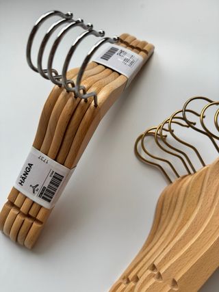 13 perchas IKEA HÄNGA para niños 23 cm de ancho