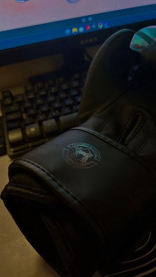 Guantes Venum y kit boxeo