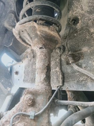 AMORTIGUADOR DELANTERO DERECHO TOYOTA YARIS (KSP9